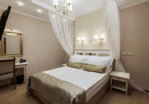 Фото Отель Дегас