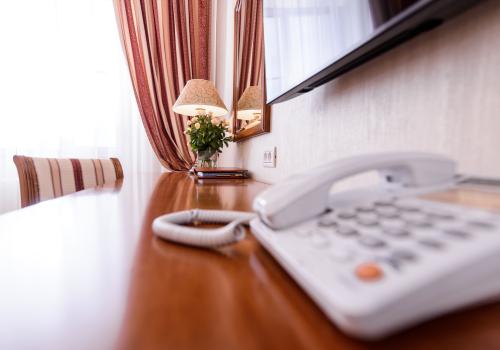 2-комнатный номер люкс с 1 двуспальной кроватью