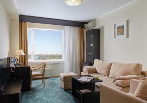 Номер люкс бизнес