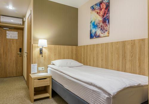 Номер улучшенный бизнес с 1 односпальной кроватью