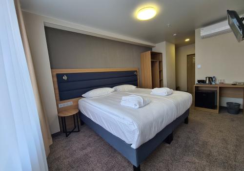 Номер Студия «AMAKS»