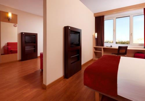 Фото Отель Reddy