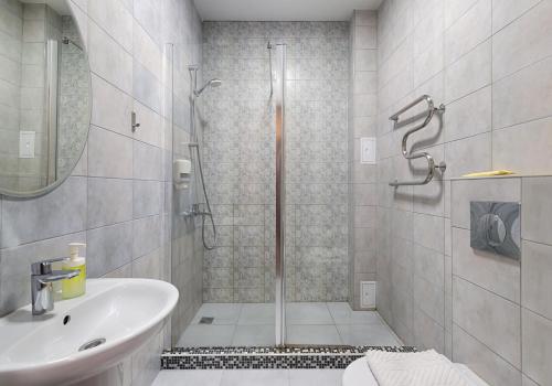 Фото Гостиница На Цветном