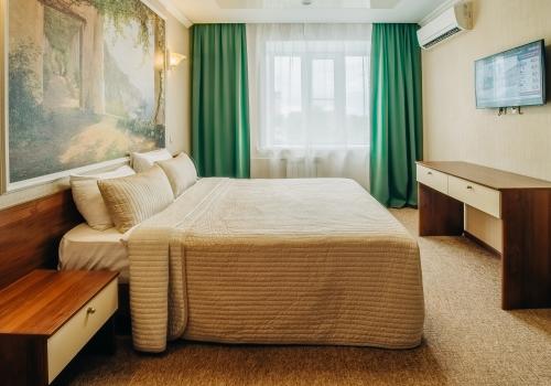 Номер стандарт премиум с 1 двуспальной кроватью