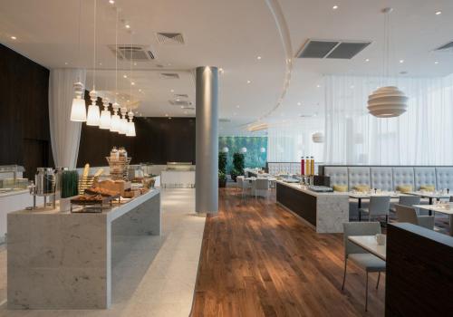 Фото Отель Hilton Saint Petersburg ExpoForum