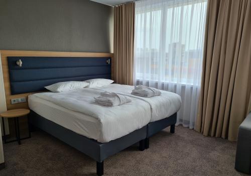 Номер Студия «AMAKS»