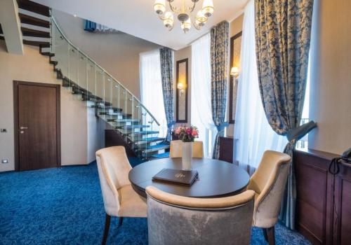 Фото Отель Томь Ривер Плаза