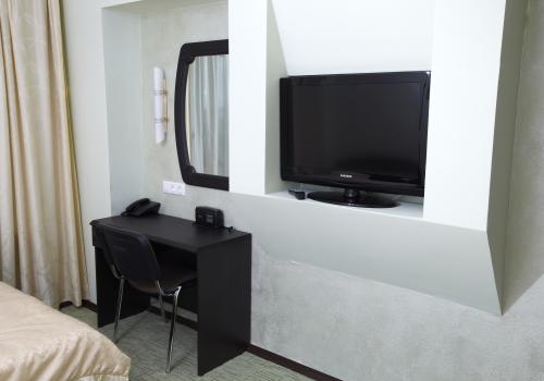 Номер люкс с 2 односпальными кроватями