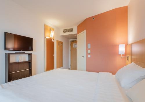 Фото Отель Ирис Санкт-Петербург Центр