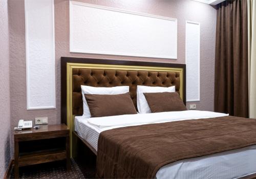 Номер стандарт с 1 двуспальной кроватью