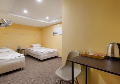 3-местный номер эконом (без окна)