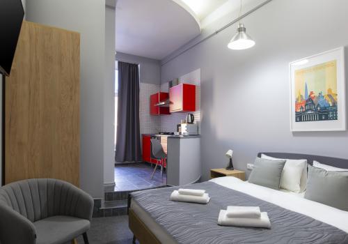 Фото Отель Lopatin Невский 100