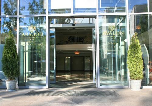 Фото отеля 2