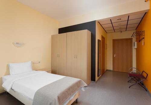 Фото Отель Riders Lodge