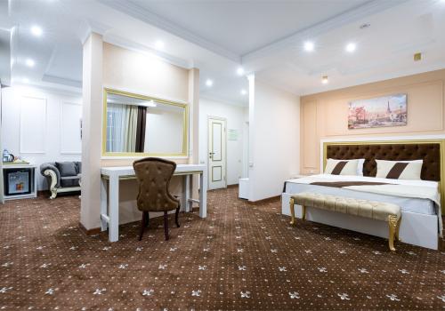 Фото Отель Париж