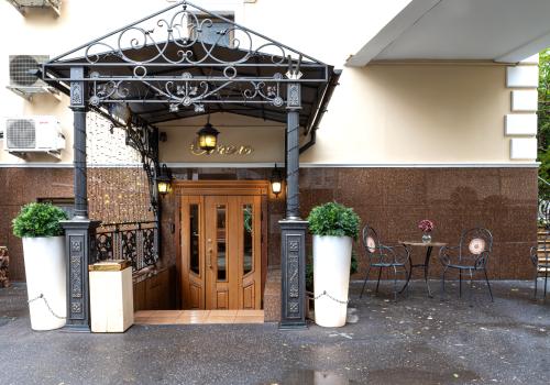 Фото отеля 1