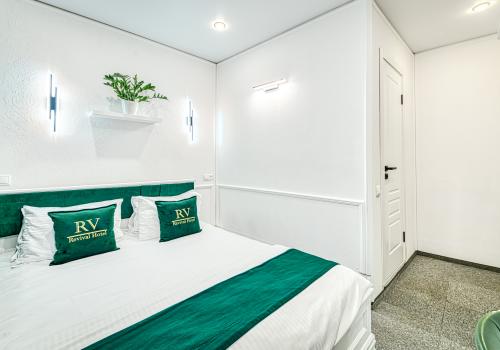 Фото Отель Ревиваль