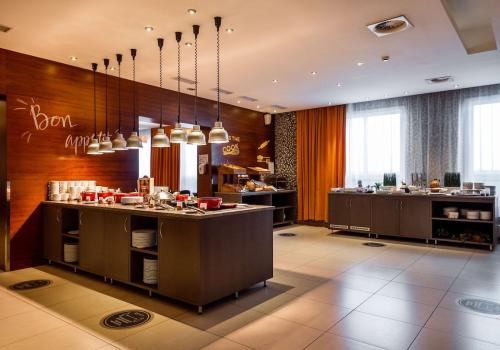 Фото Cosmos Saint-Petersburg Pulkovskaya Hotel