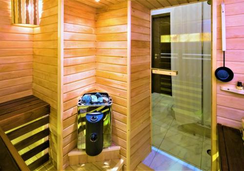 Фото Отель Ревиваль