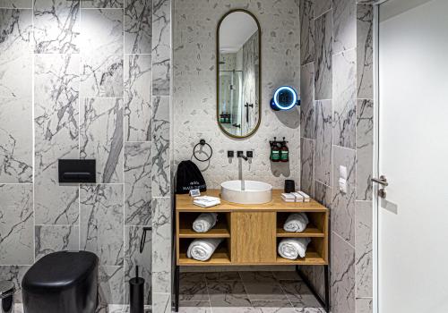 Апартаменты делюкс с 2 односпальными кроватями (мансарда)