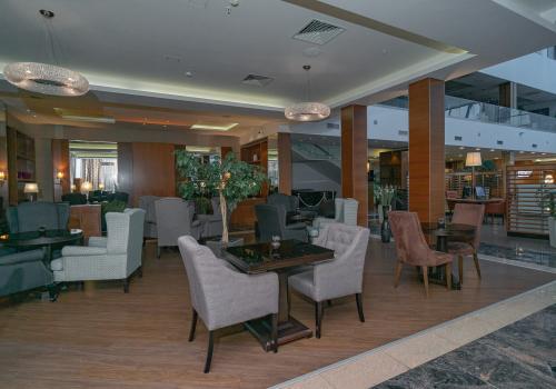 Фото Sheraton Skypoint Luxe