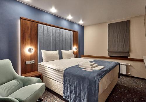 Номер стандарт с 1 двуспальной кроватью