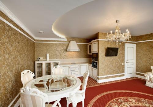 Фото Отель Дегас