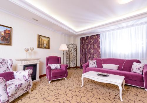 4-комнатный номер люкс с 1 двуспальной кроватью