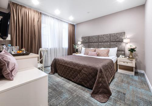 Номер стандарт улучшенный с 1 двуспальной кроватью