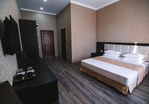 Фото Отель Баден-Баден