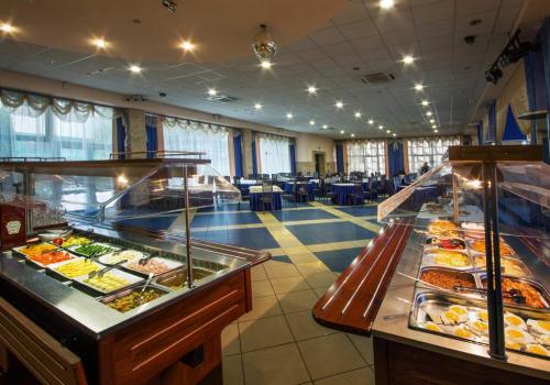 Фото Гостиничный комплекс Турист