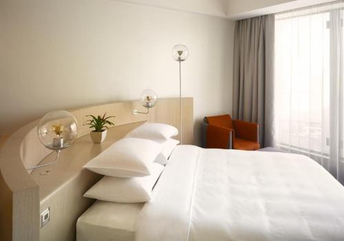 Номер стандарт с 1 двуспальной кроватью