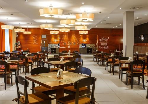 Фото Cosmos Saint-Petersburg Pulkovskaya Hotel