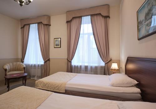 Номер комфорт с 1 двуспальной кроватью