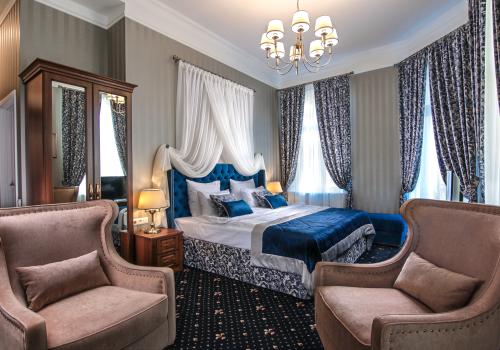 Люкс с балконом