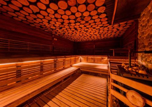 Фото Отель Марциаль