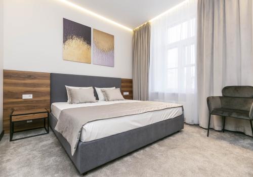 Джуниор Сюит