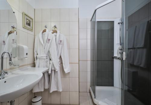 Номер комфорт с 1 двуспальной кроватью