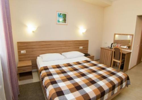 Фото Отель Октябрьский