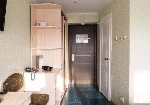 Номер стандарт с 1 двуспальной кроватью