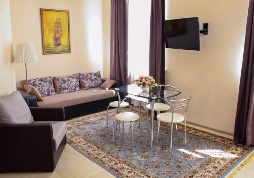 Фото Отель Октябрьский