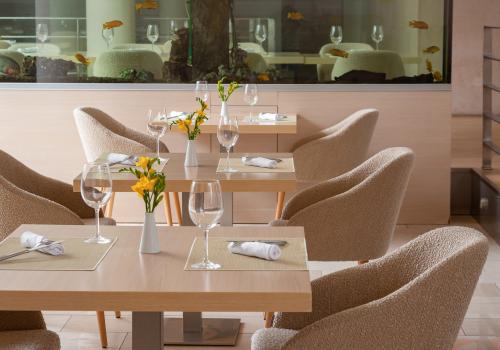 Фото Отель HolidayHall Samara