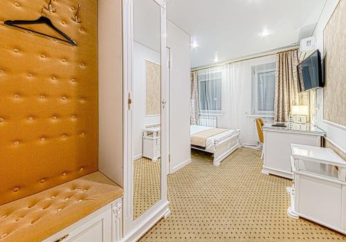 Фото Отель Ревиваль