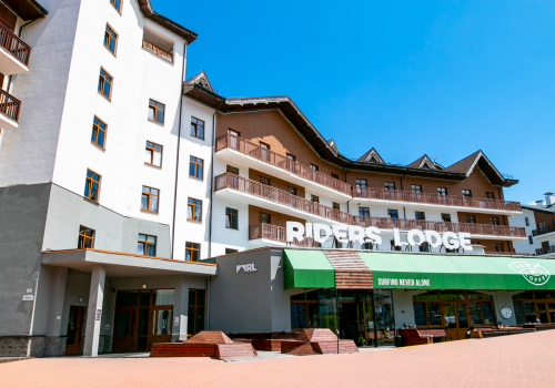 Фото Отель Riders Lodge
