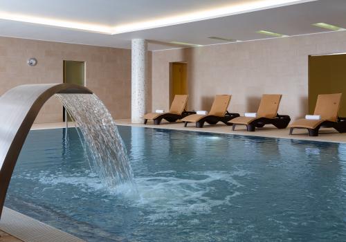 Фото Отель HolidayHall Samara