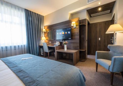 Фото Отель Томь Ривер Плаза