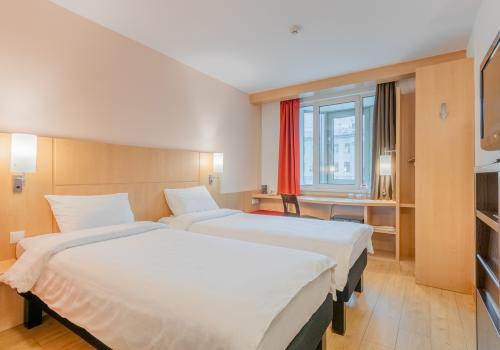 Фото Отель Ирис Санкт-Петербург Центр