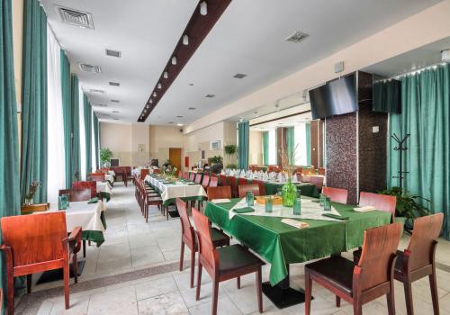 Фото Отель Ладога