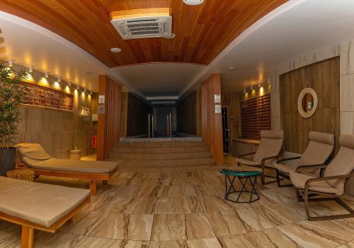 Фото Отель Томь Ривер Плаза