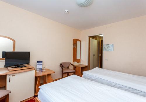 Номер стандарт с 2 односпальными кроватями